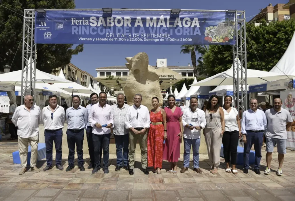 La Feria Sabor a Málaga en Rincón reúne a 32 productores hasta el domingo con motivo de la Fiesta del Boquerón Victoriano